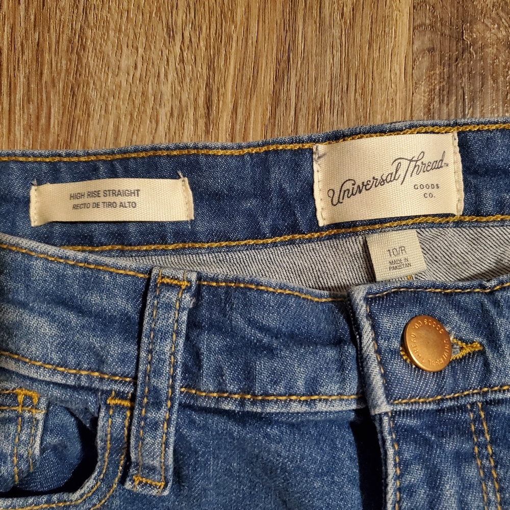 Universal Thread 10R High Rise Straight jeans - Picture 2 of 3